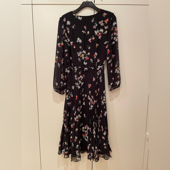 Ann Taylor Meadow Floral Long-sleeve Pleated wrap Dress - Picture 6 of 6